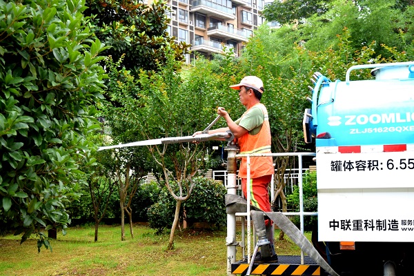 【暑期社会实践】云顶线路快速检测中心“环卫工人”实践小分队