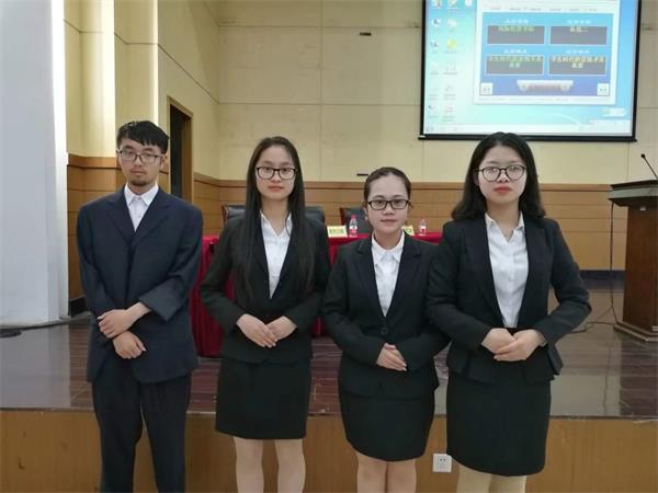 我司在校首届“神奇杯”辩手争霸赛中夺得团体冠军