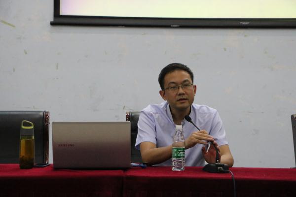 南京大学新闻传播学院副经理胡翼青教授来我司讲学